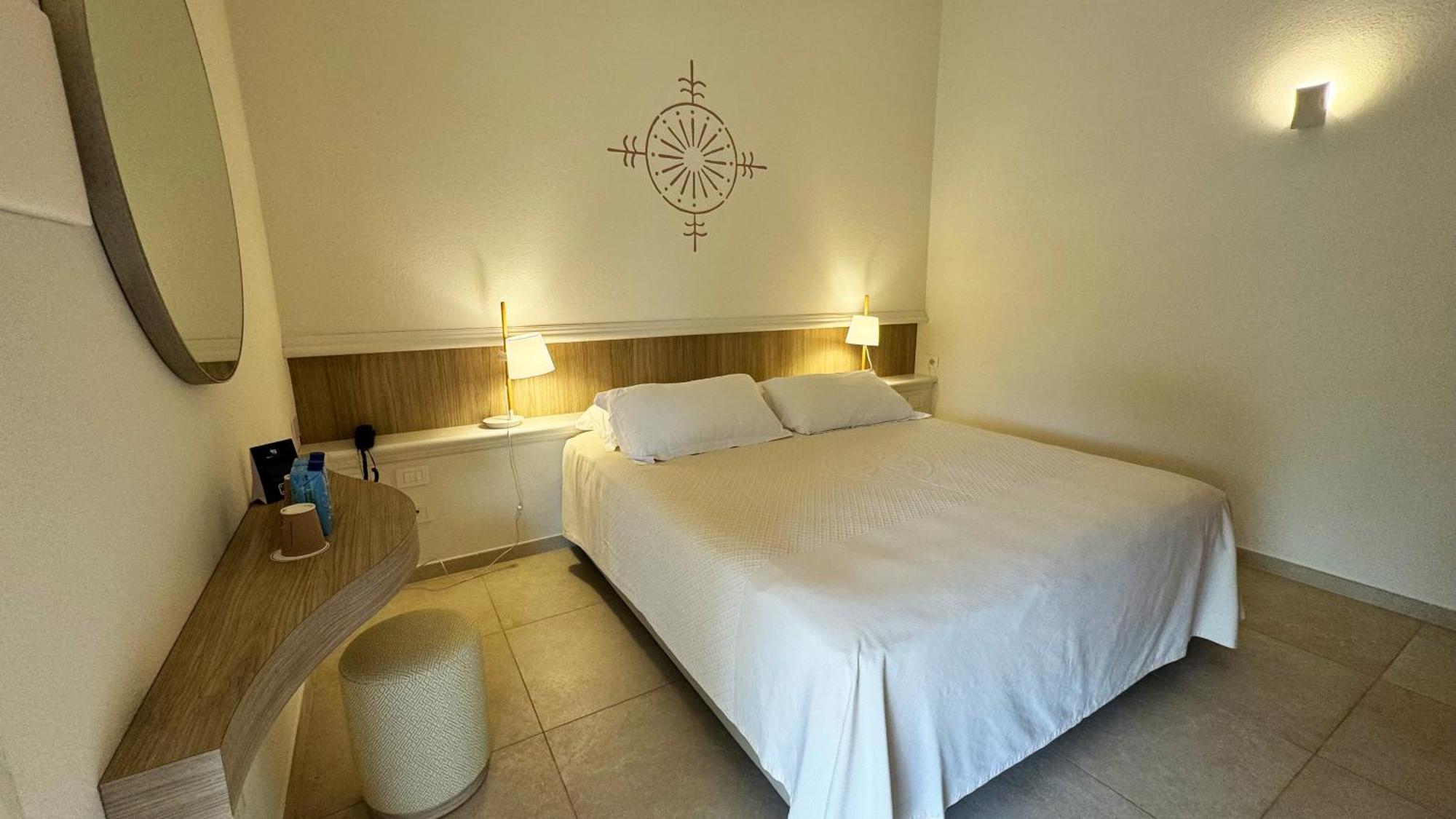 Sant'Elmo Beach Hotel Castiadas Camera foto
