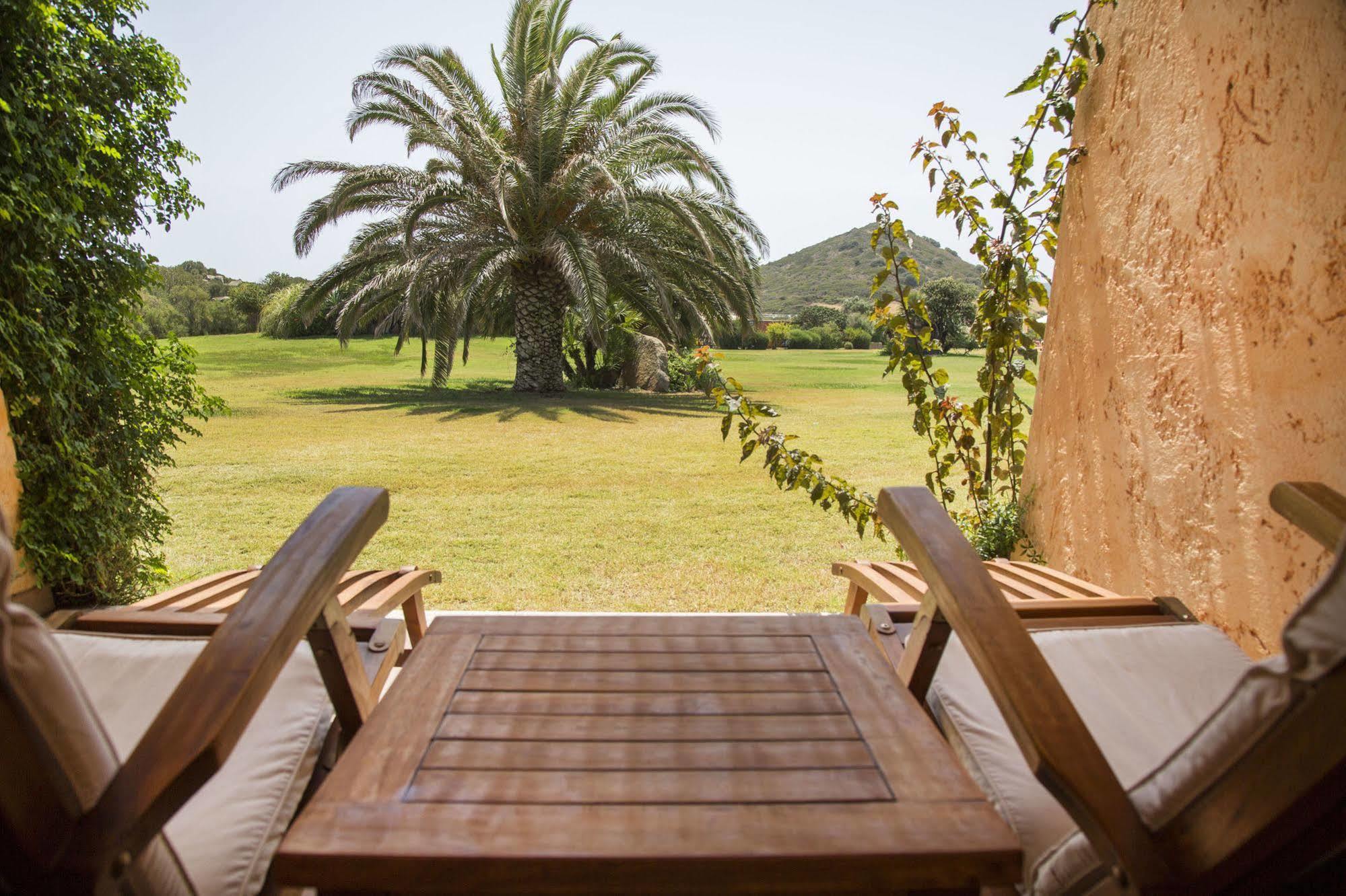 Sant'Elmo Beach Hotel Castiadas Esterno foto