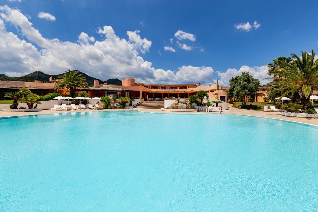 Sant'Elmo Beach Hotel Castiadas Esterno foto