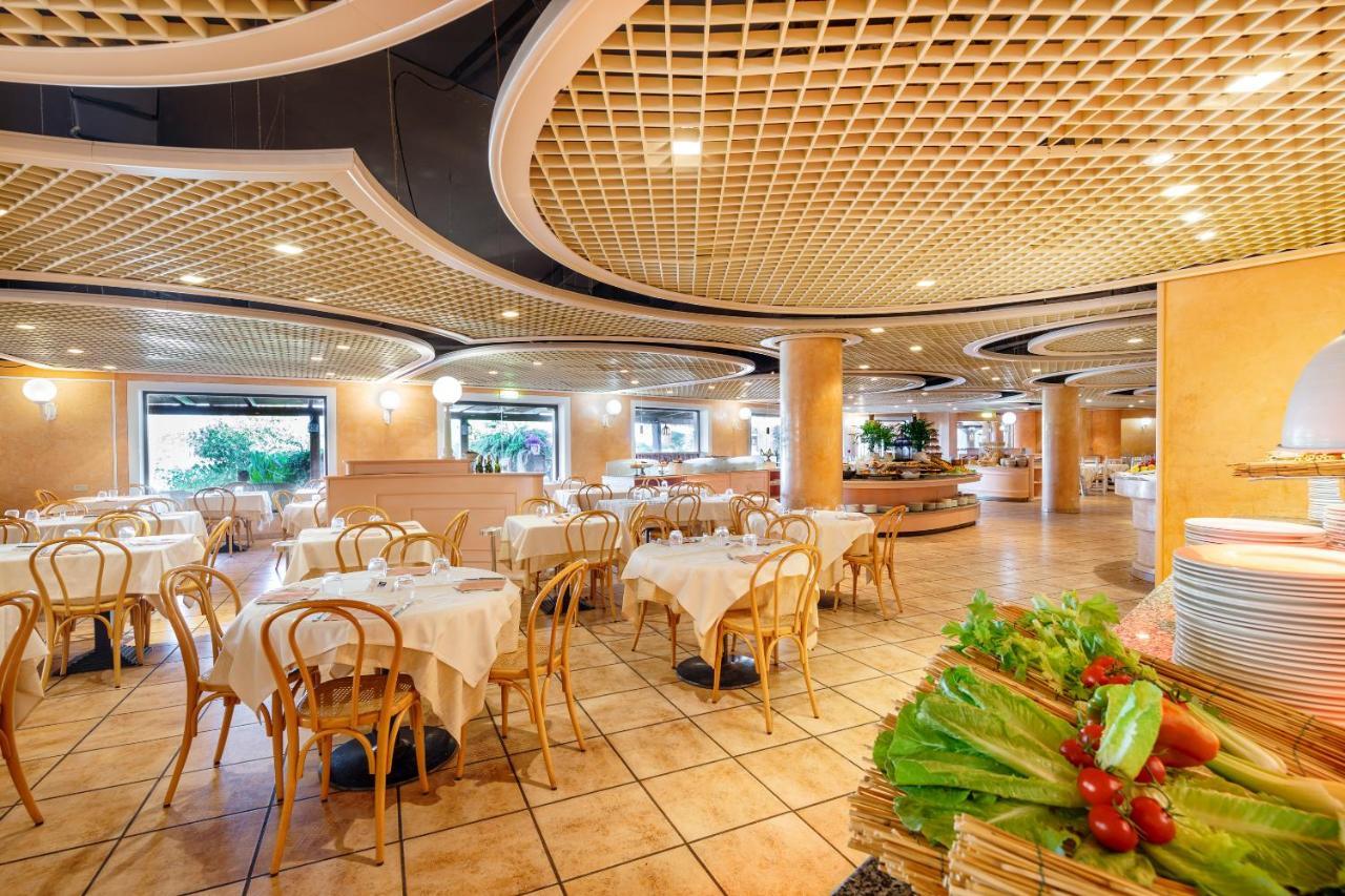Sant'Elmo Beach Hotel Castiadas Esterno foto